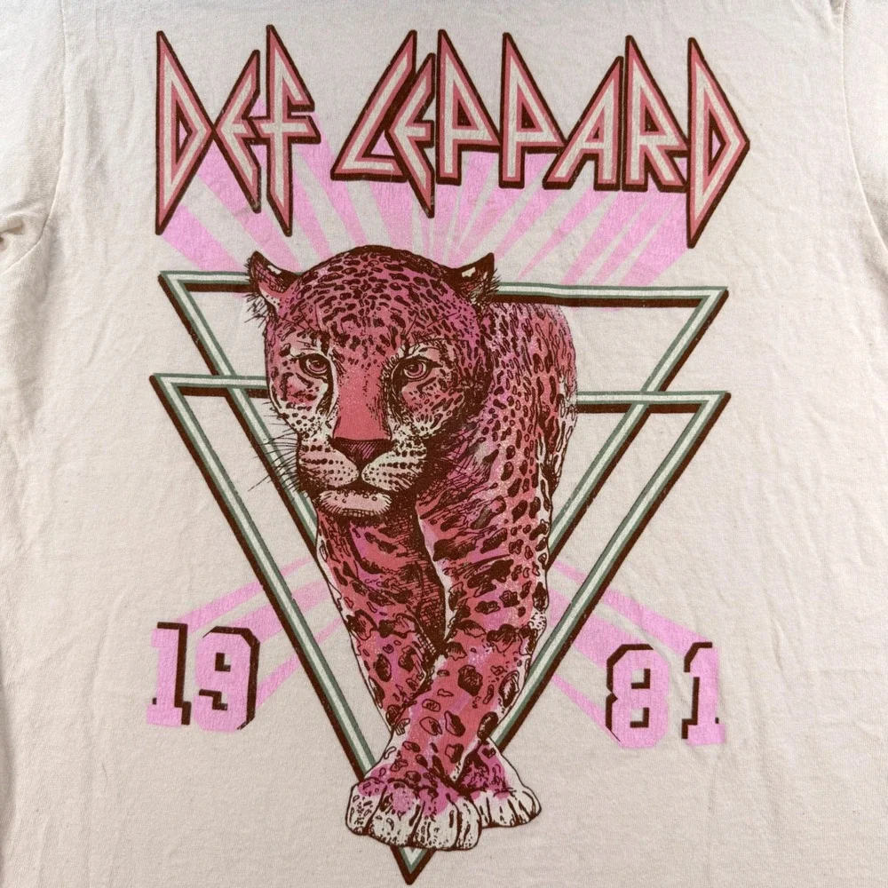 Def Leppard T-Shirt 1981 Tour Graphic 100% Cotton Small Cream Rock Band Tee - Picture 2 of 6